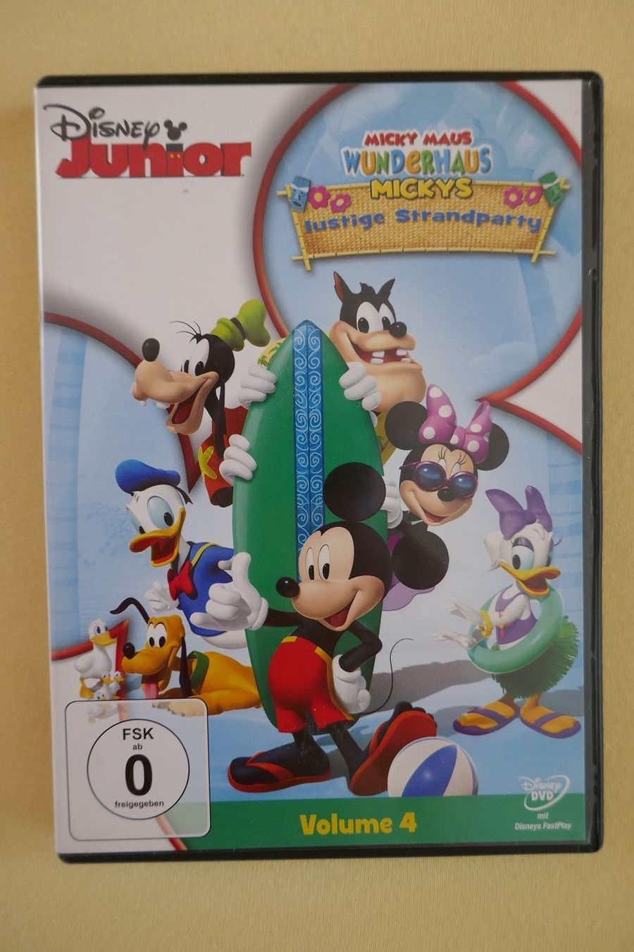 Tutti i DVDs: DVD Mickey Maus lustige Strandparty – Usato da Horgen venduto da Feli39