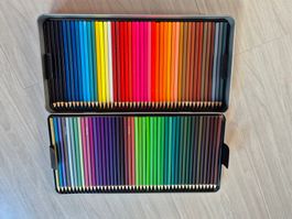 90 Farbstifte in allen Farben, inkl. metallic Farben