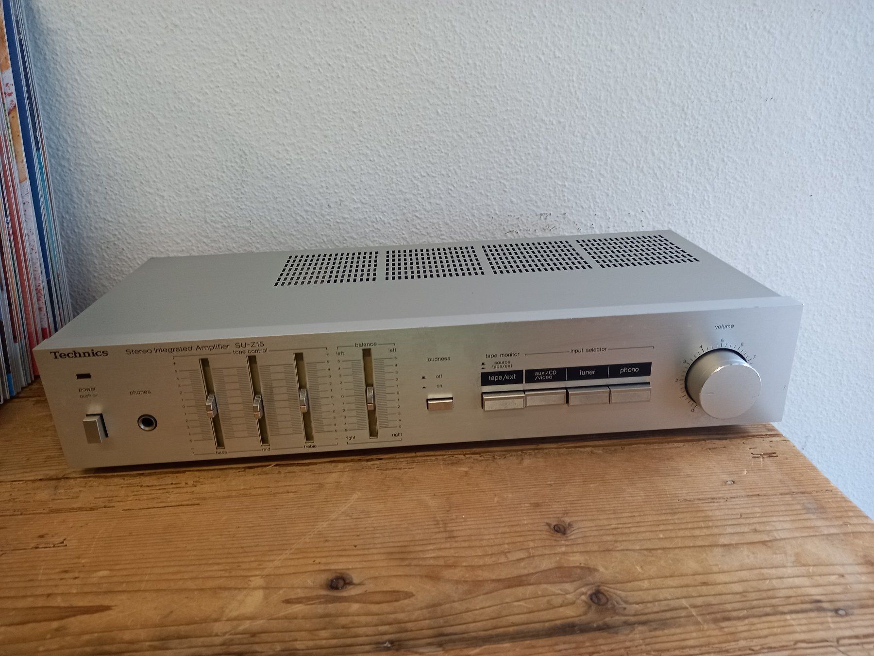 Technics Amplificatori: Technics SU-z15  Verstärker – Usato da Prez-vers-Siviriez venduto da Monija70