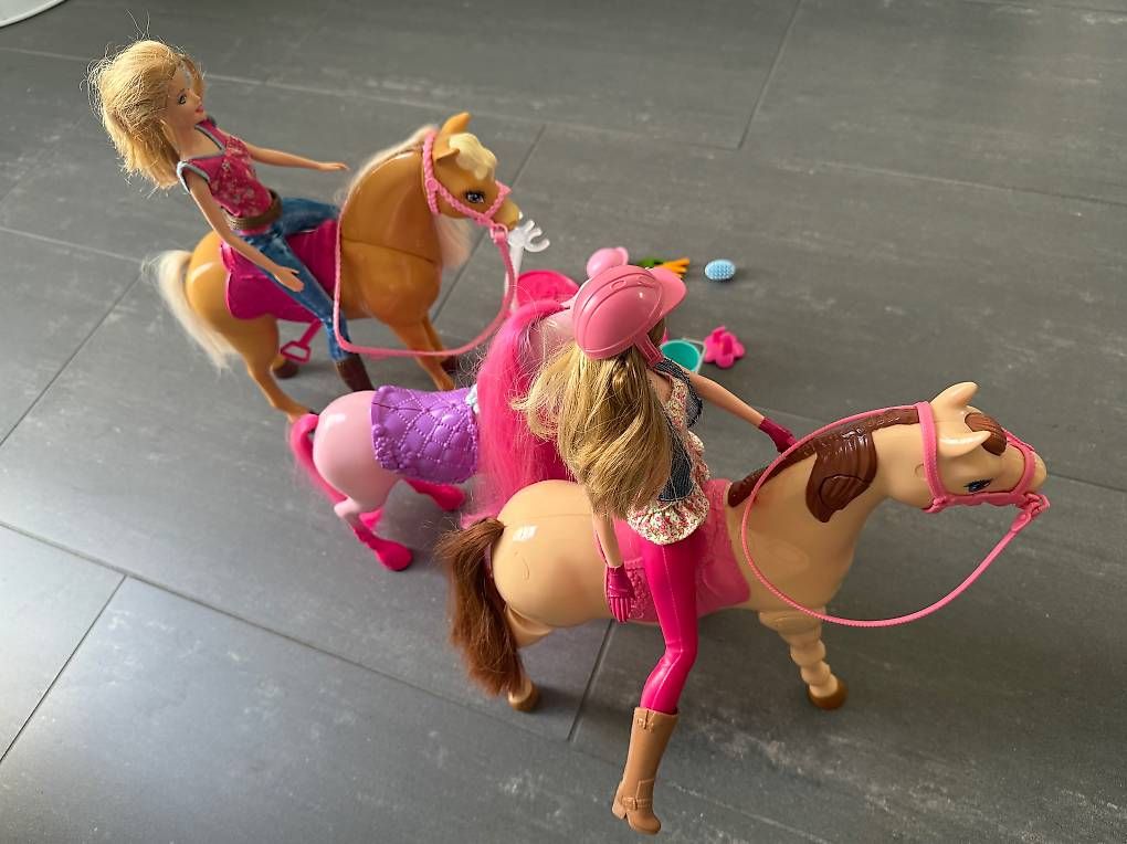 Puppen: Barbies mit Pferden – Gebraucht aus Arbon von Mell73 3