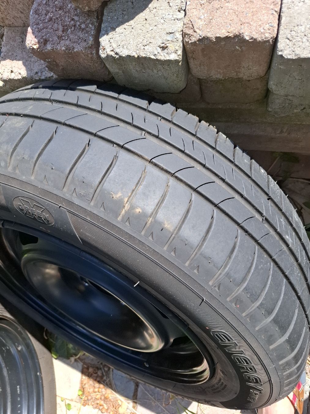 Pneumatici & Ruote complete: 1x roue avec michelin  185/65-15 été  – Usato da Bettens venduto da Thejoshuatree 1