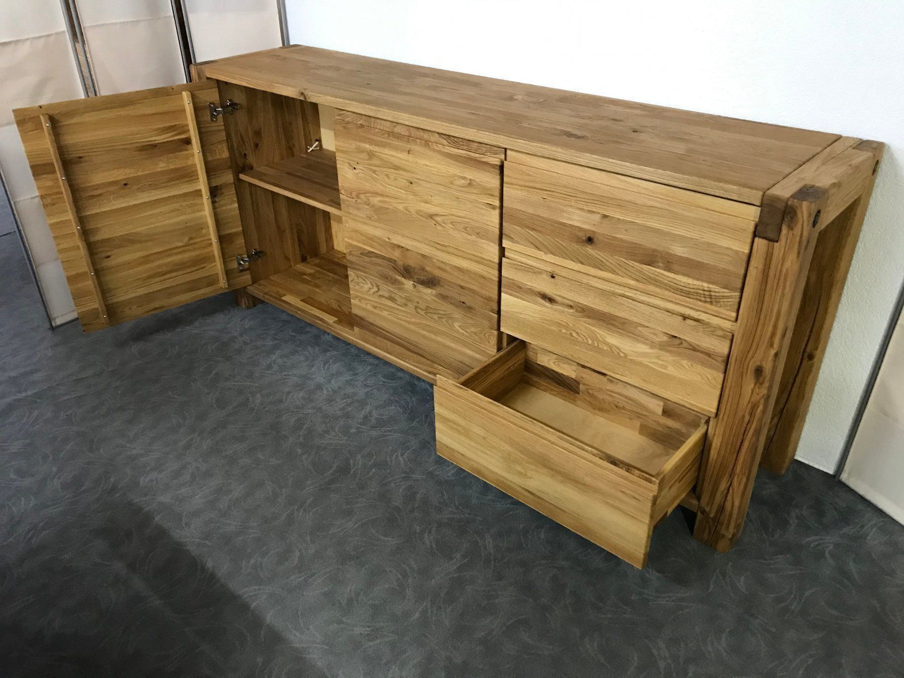 Kommoden: Sideboard Kommode WOODSTOCK 200 cm Eiche massiv – Neu und originalverpackt aus Unterentfelden von moebelrufli 6