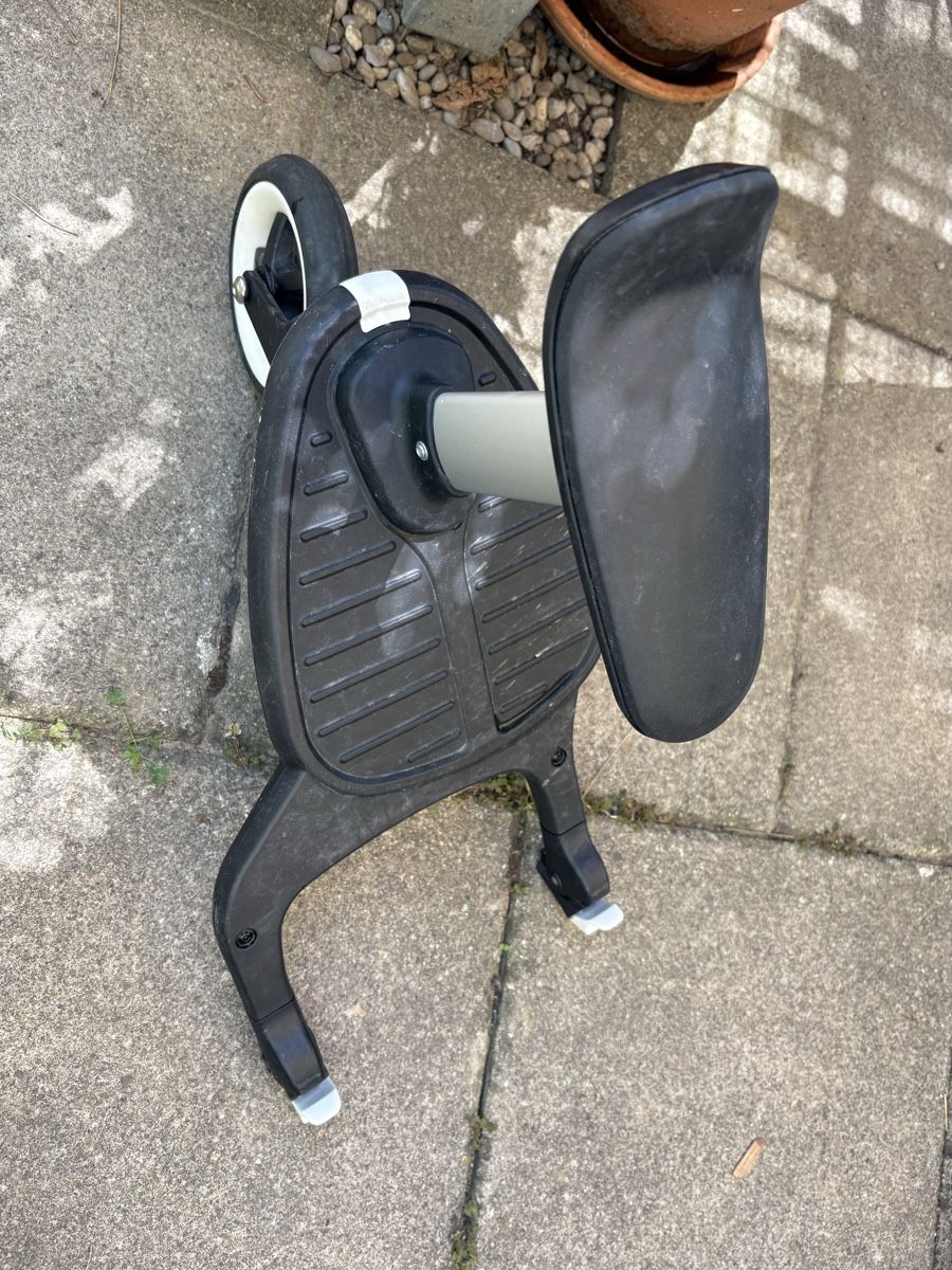 Bugaboo Poussette: Bugaboo Kinderwagen Geschwistersitz – D'occasion à Zürich par Claubieten 1