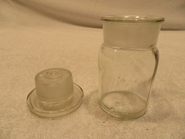 Matériel de laboratoire: Glasfläschchen – D'occasion à Laupen ZH par Mcafi02 1