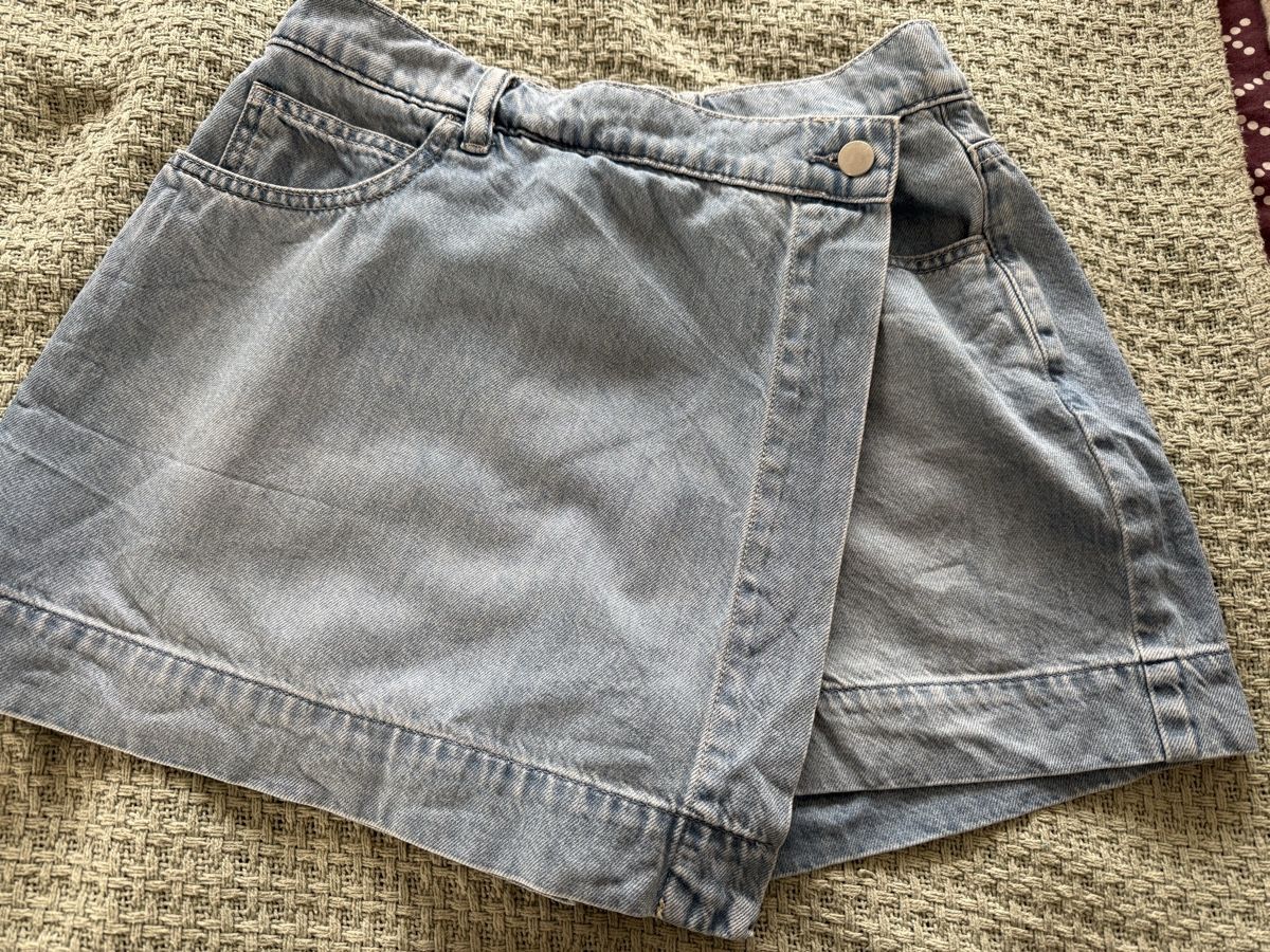 Uniqlo Gonne: Uniqlo Skorts Gr. M – Nuovo (secondo la descrizione) da Zollikofen venduto da liindaaa 1