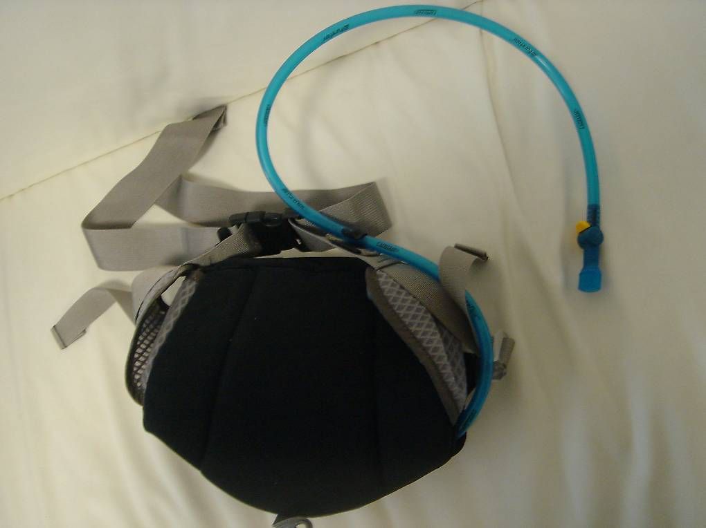 Camelbak Borse: Camelbak Gurttasche mit Trinksystem – Nuovo (secondo la descrizione) da Appenzell venduto da Pilo 2