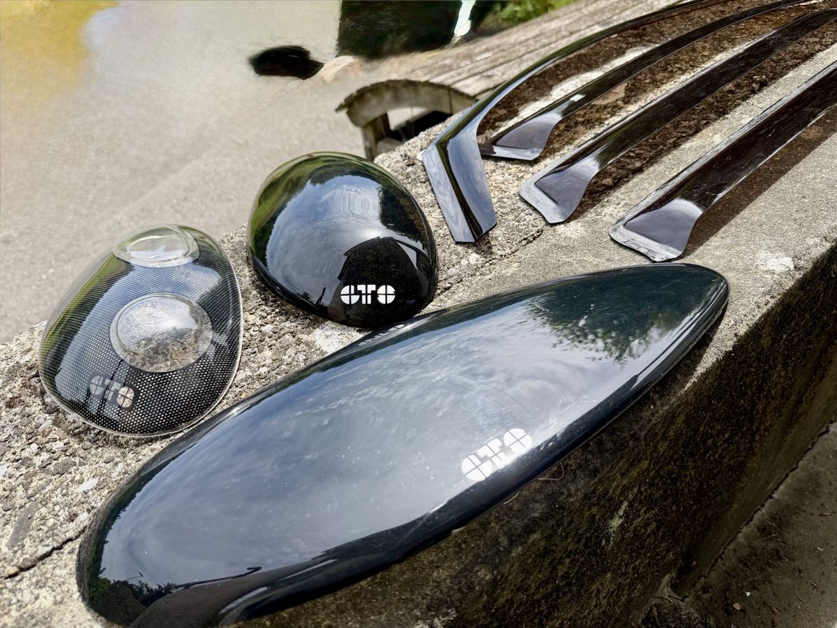 Autres accessoires p. véhicule: Tuning Set PT Cruiser Windabweiser Scheinwerfer RL Abdeckung – D'occasion à Unterkulm par Onefrog 4