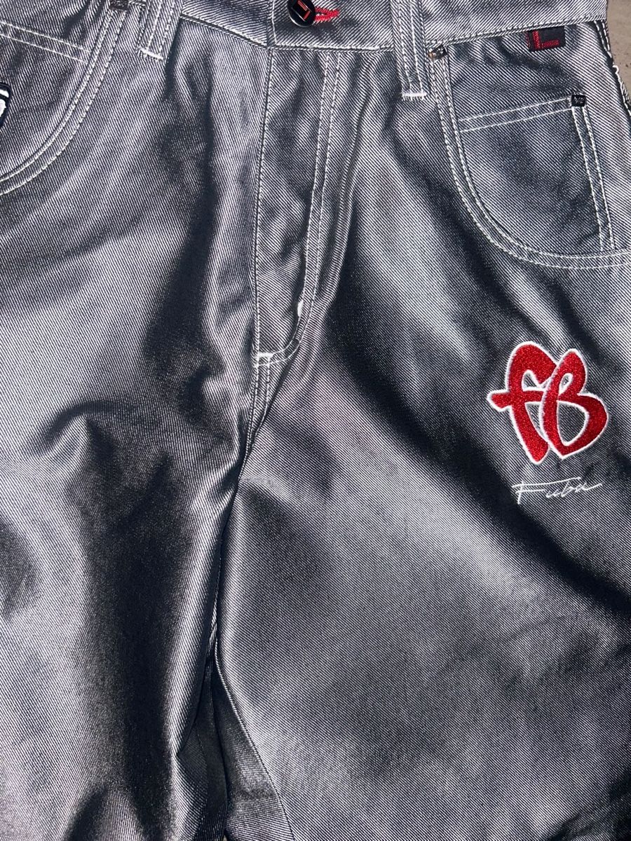 Fubu Hosen: FUBU SILVER PANTS – Neu und originalverpackt aus Sennhof von spider605 1