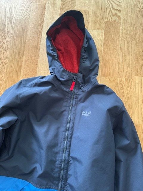 Jack Wolfskin Jacken & Mäntel: Jack Wolfskin Jacke Gr.164 wie neu – Gebraucht aus Wabern von MagdalenaWabern 2
