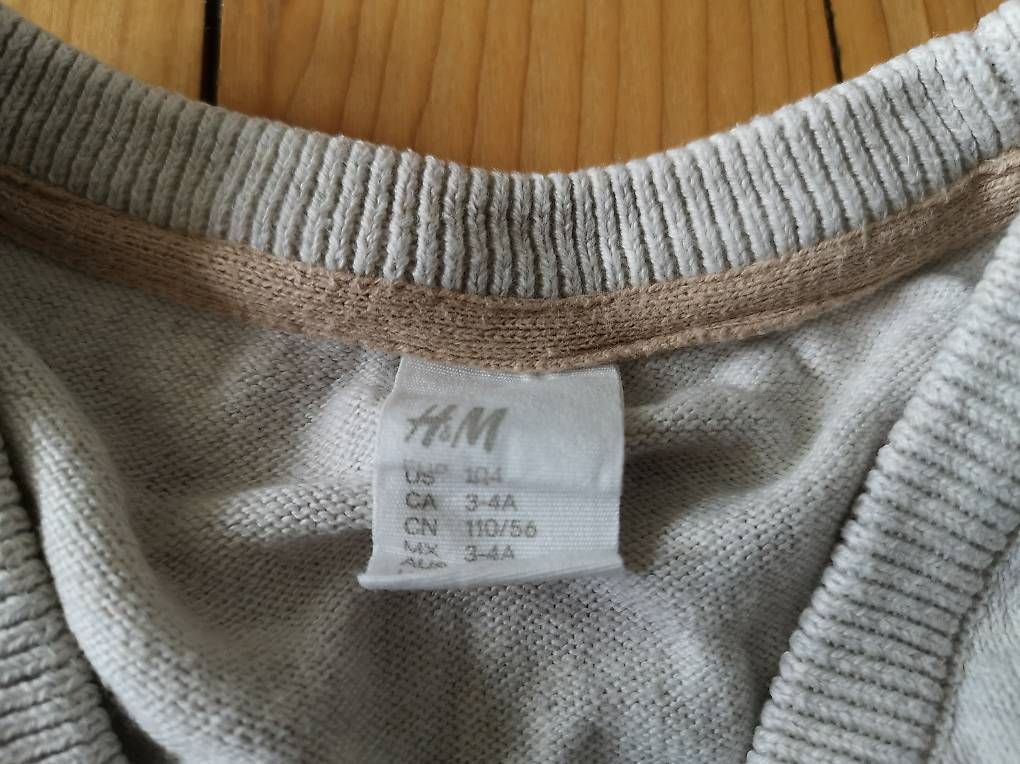 Maglioni & Felpe: Strickjacke H&M beige Gr. 104 – Usato da Zürich venduto da aendiiii 1