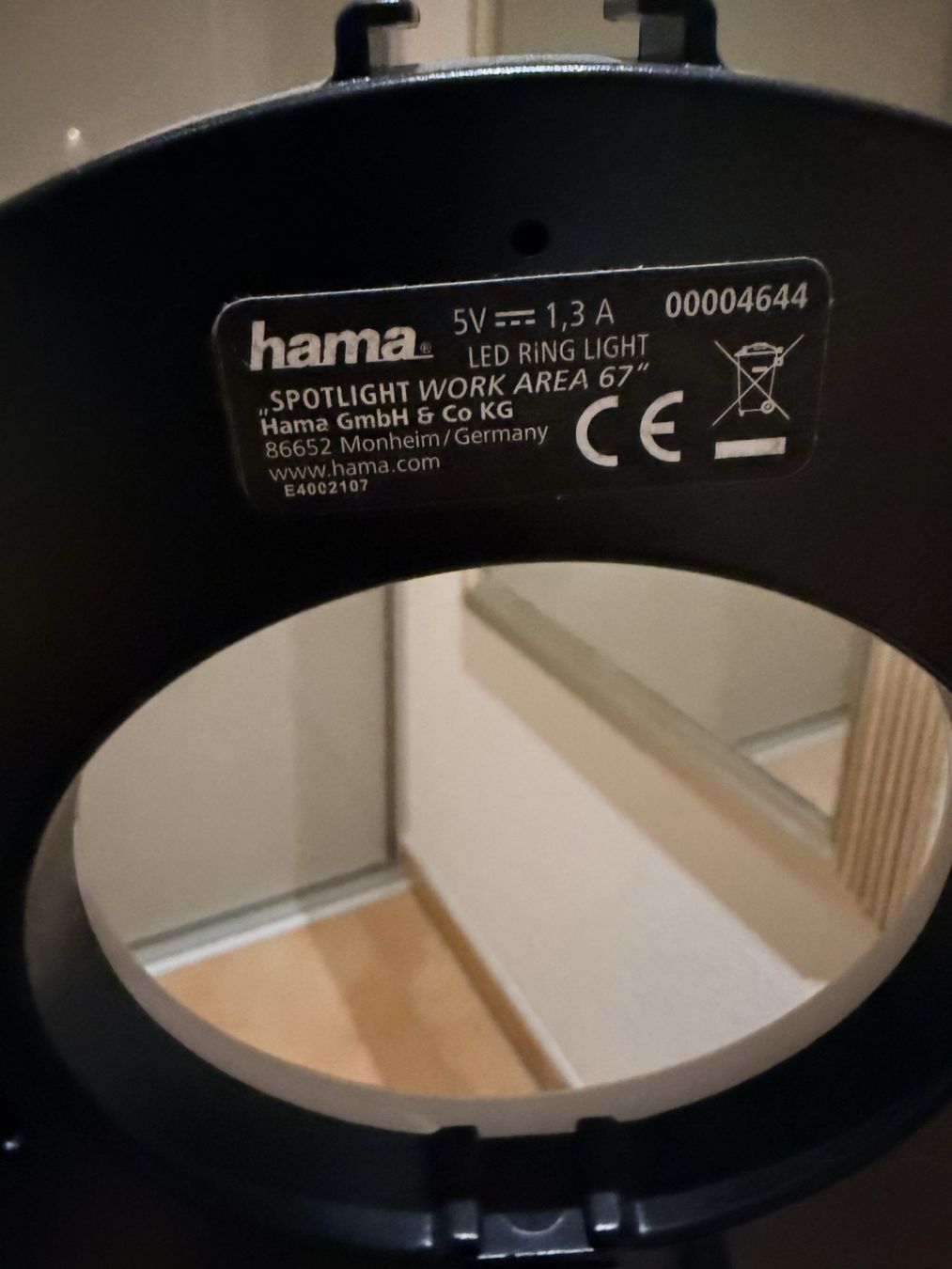 Hama Lampade: Hama Ringleuchte mit Stativ – Usato da Nuerensdorf venduto da ghi_b7xs 3