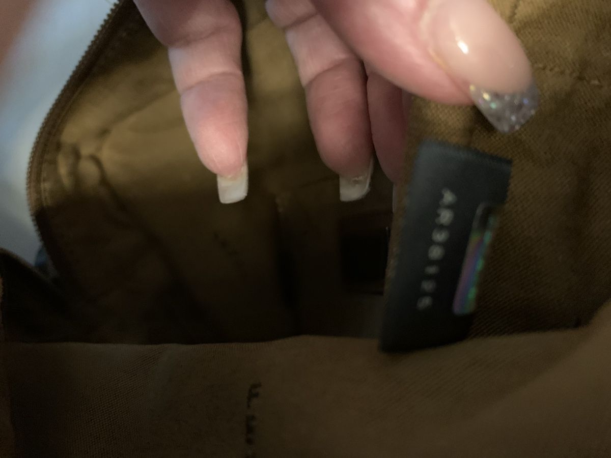 Fendi Taschen für Damen: Fendi Umhängetasche – Gebraucht aus Bergdietikon von zor_856j 5
