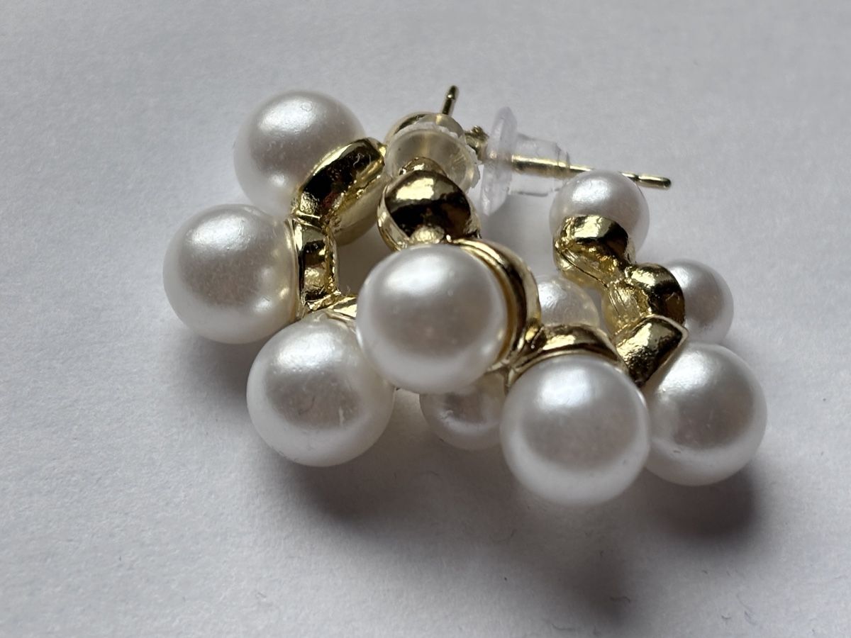 Orecchini pendenti & Orecchini a lobo: Hoops with Faux Pearl – Nuovo (secondo la descrizione) da Dübendorf venduto da S1973E 5