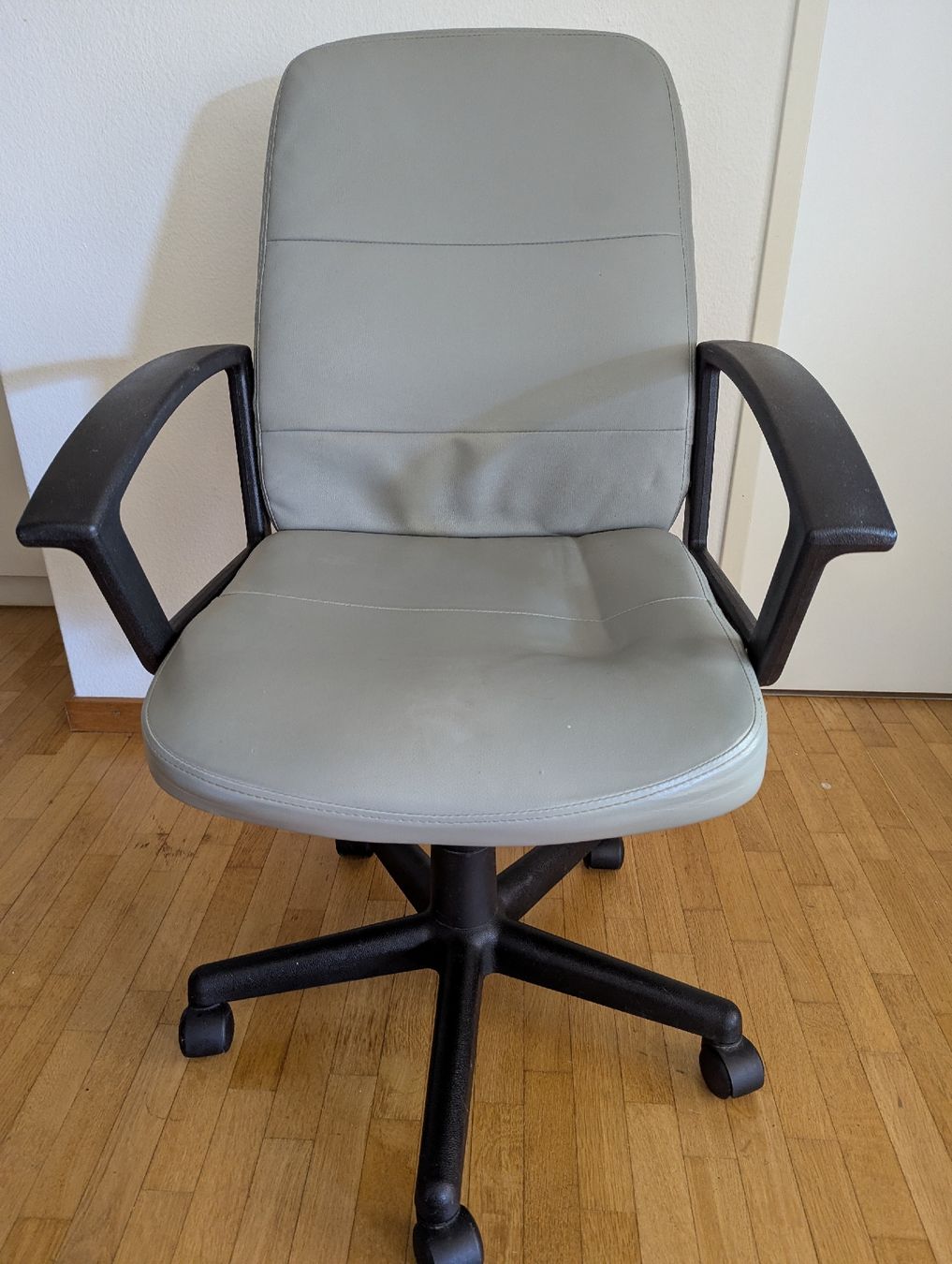 Sedie: Office Chair / Bürostuhl – Usato da Dübendorf venduto da emm_zh7y 5