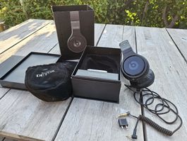Monster Beats Pro by Dr. Dre Limited Detox Special Edition