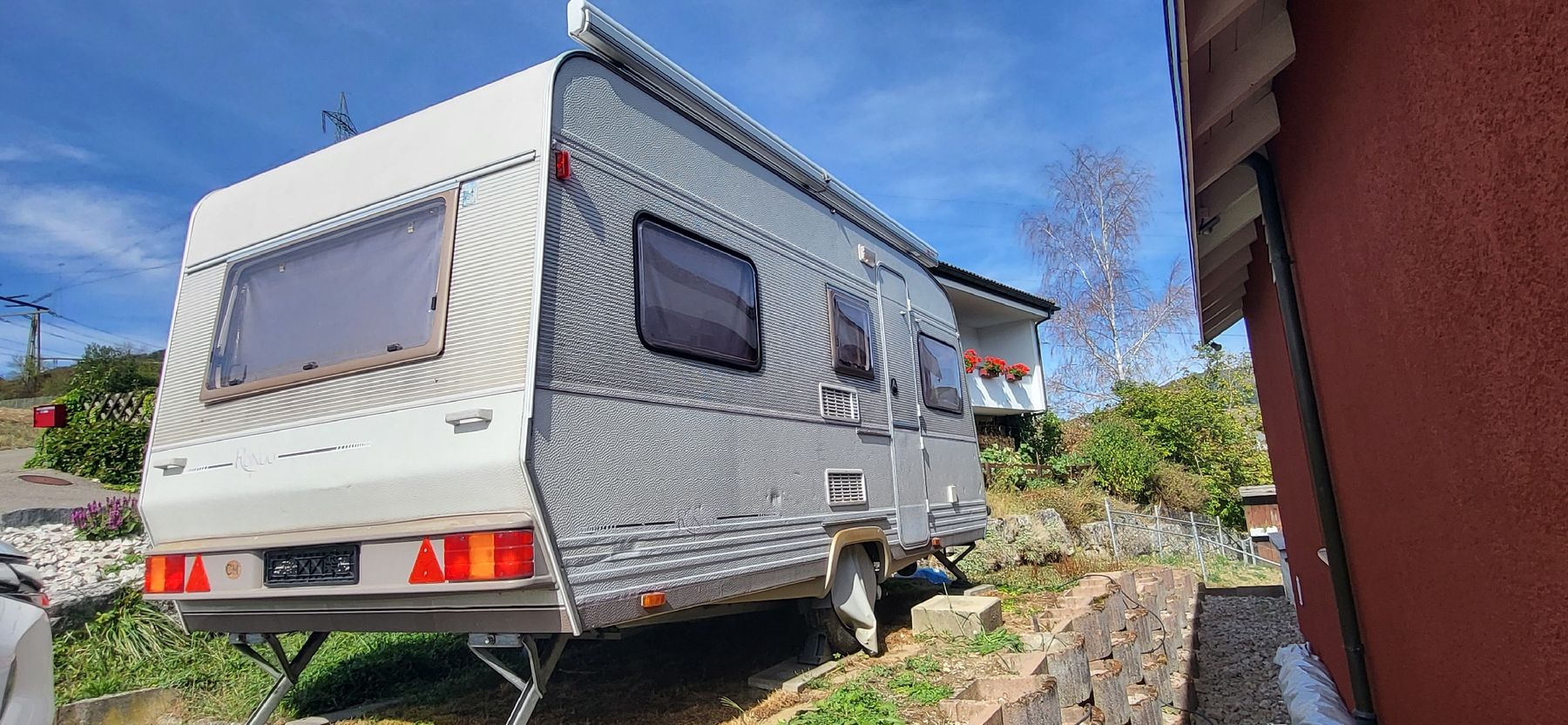 Rimorchi: Familien Wohnwagen – Usato da Gelterkinden venduto da dimoelsin1 8