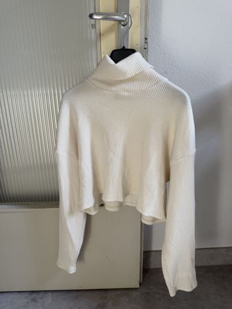 Pullover Pull&Bear Rollkragen gerippt creme Grösse S