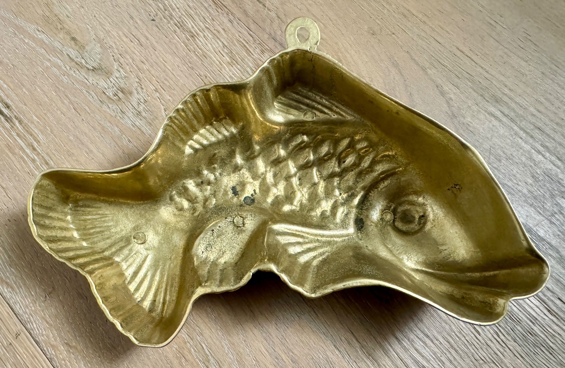 Teglie da forno: Alte Backform Messing FISCH vintage – Usato da Rothrist venduto da Luckywinner 3