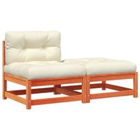 Gartensofa mit Kissen und Hocker