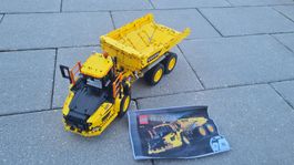 Lego Technic / Knickgelenkter Volvo-Dumper / Nr.42114