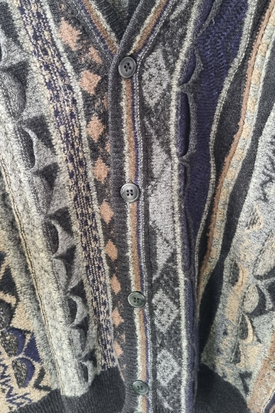 Maglioni & Felpe: Knit Pullover, Gr. L - Sommeraktion – Usato da Oberriet SG venduto da gimidrip 1