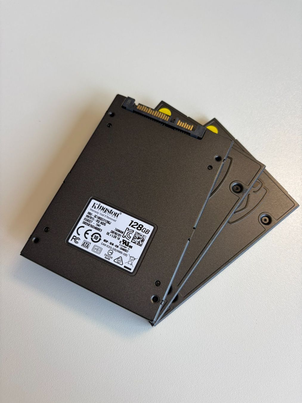 Kingston Dischi rigidi: Kingston Design-In SSD SATA 128GB – Usato da St-Blaise venduto da PaniproSA 1