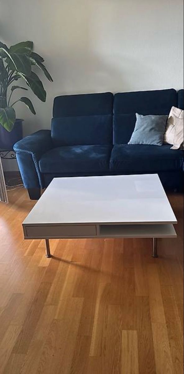 Tavoli: Weißer Couchtisch Ikea  – Usato da Oftringen venduto da eli_7yq6