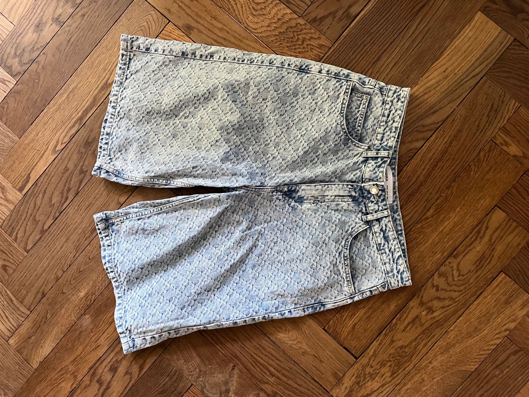 Bershka Jeans: Bershka Baggy Jorts – Neuf (Voir description) à Langnau i. E. par Nurifree