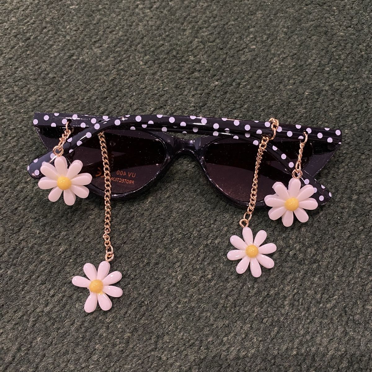 Occhiali & Lenti: Lunettes de soleil Monnalisa  – Nuovo (secondo la descrizione) da Lens venduto da Missminibulles 2