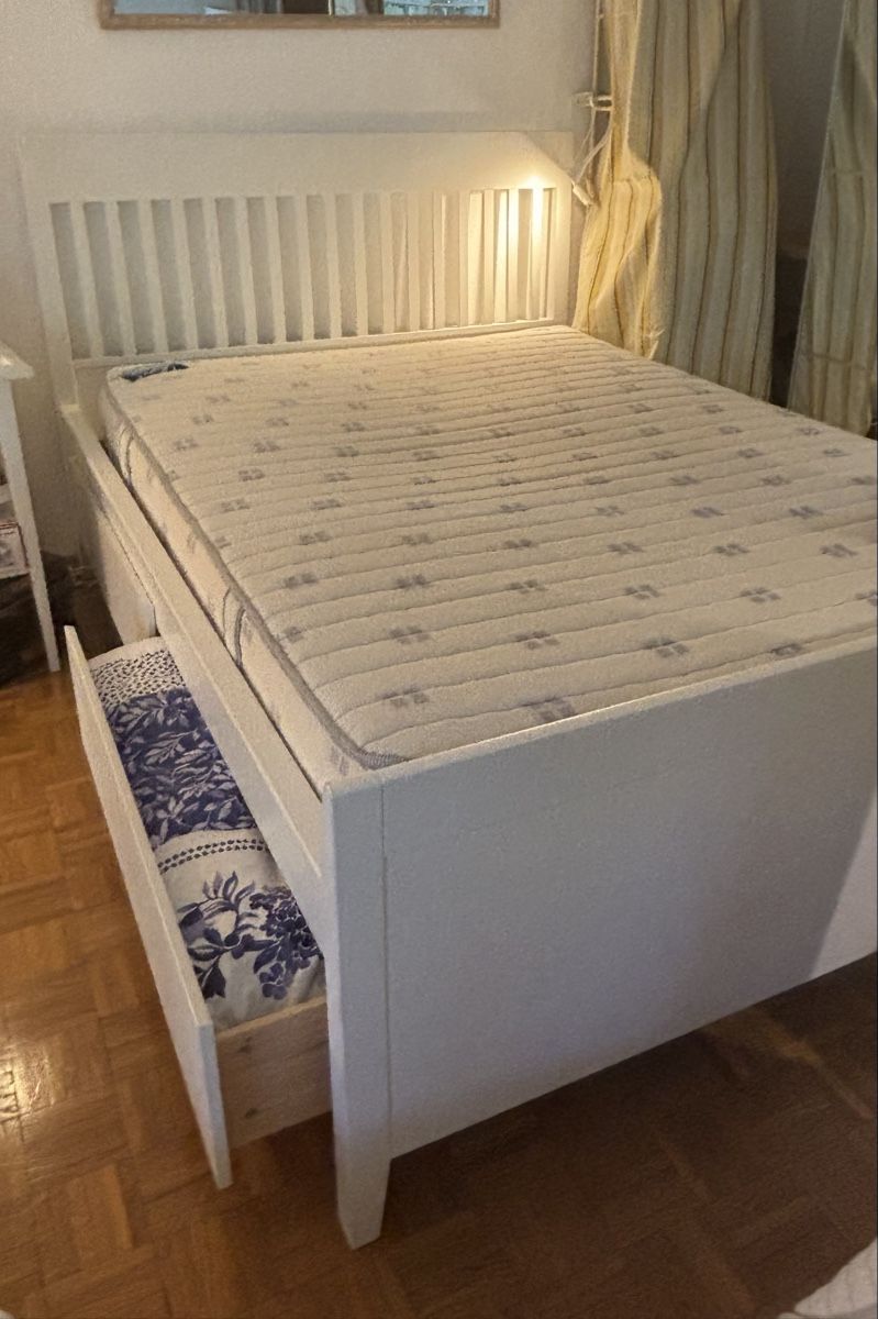 Betten: Lit Idanäs 140x200 – Gebraucht aus Genève von Leow1208