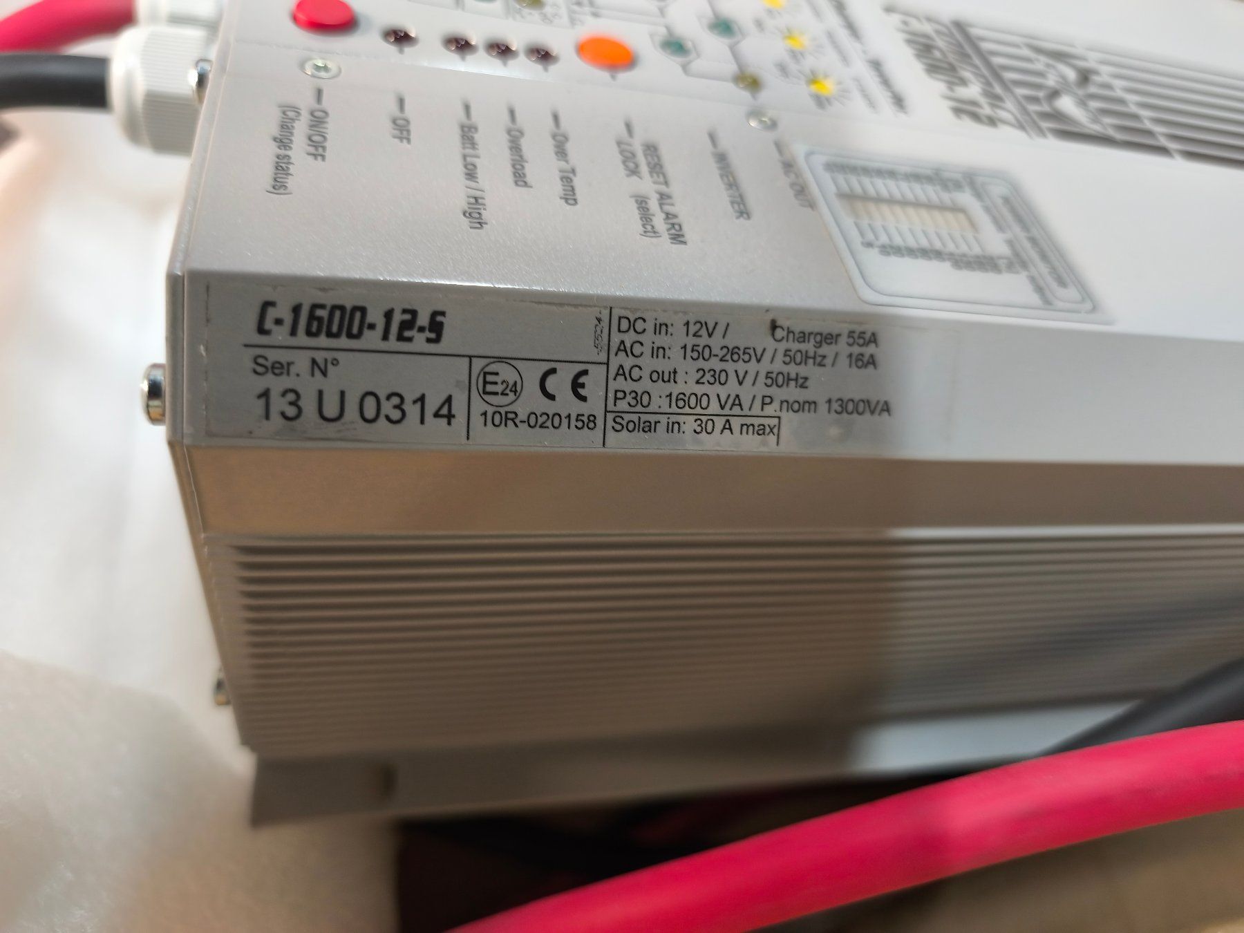 Studer Onduleurs: Studer Compact 1600-12-S   Sinuswechselrichter – Neuf avec emballage d'origine à Bülach par Bbb 3
