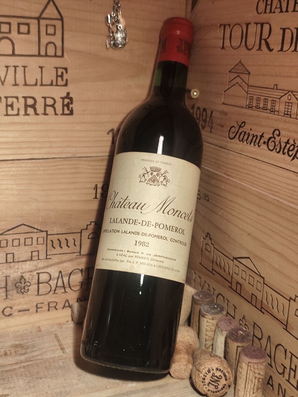 Vino: 1982 Chateau Moncets Lalande-de-Pomerol  – Nuovo (secondo la descrizione) da Büsserach venduto da Vintage-vins