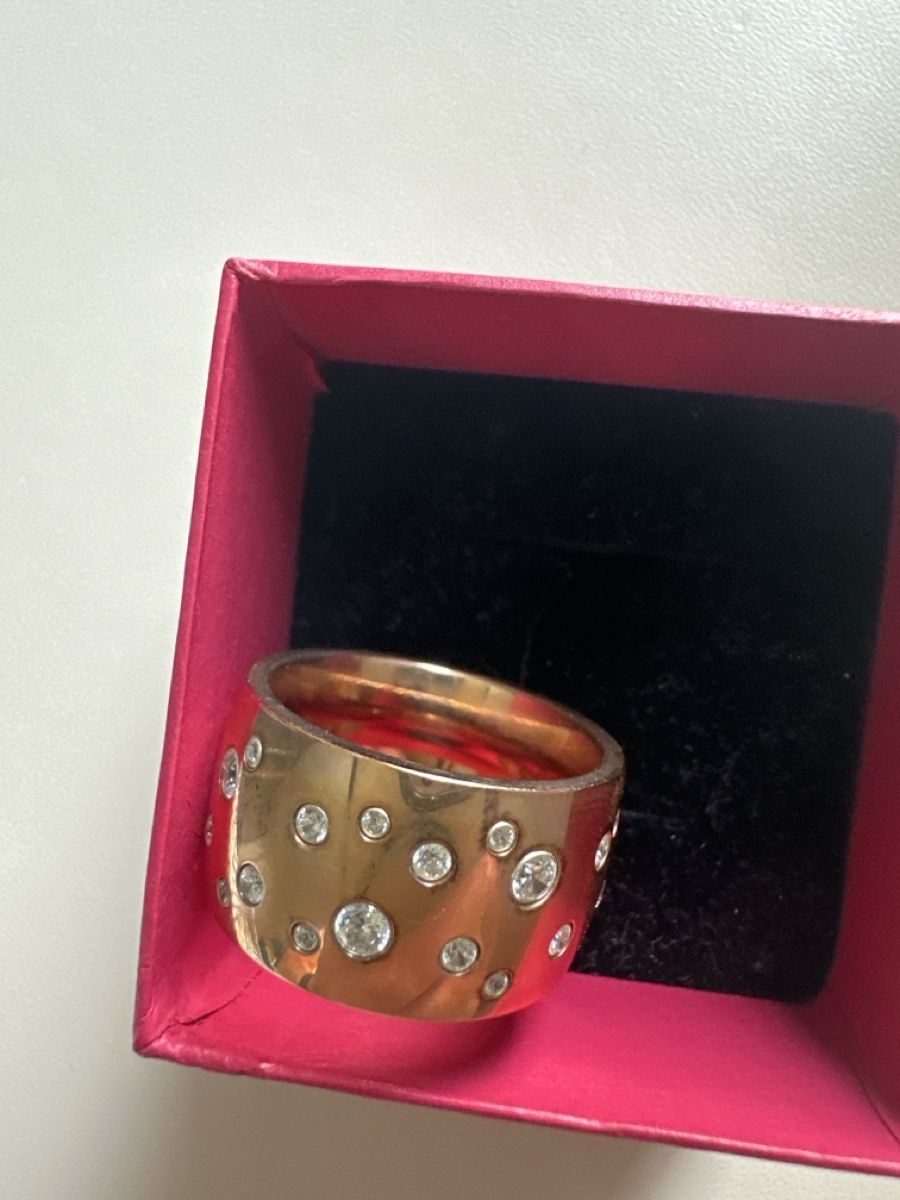 Anelli: Goldfarbener Ring mit Sternenhimmel – Usato da Wangen SZ venduto da futura14 2