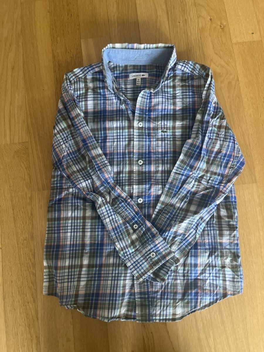 Lacoste Chemises, T-shirts & Polos: Lacoste Hemd, Grösse 140 – Neuf (Voir description) à Cham par dej4vue