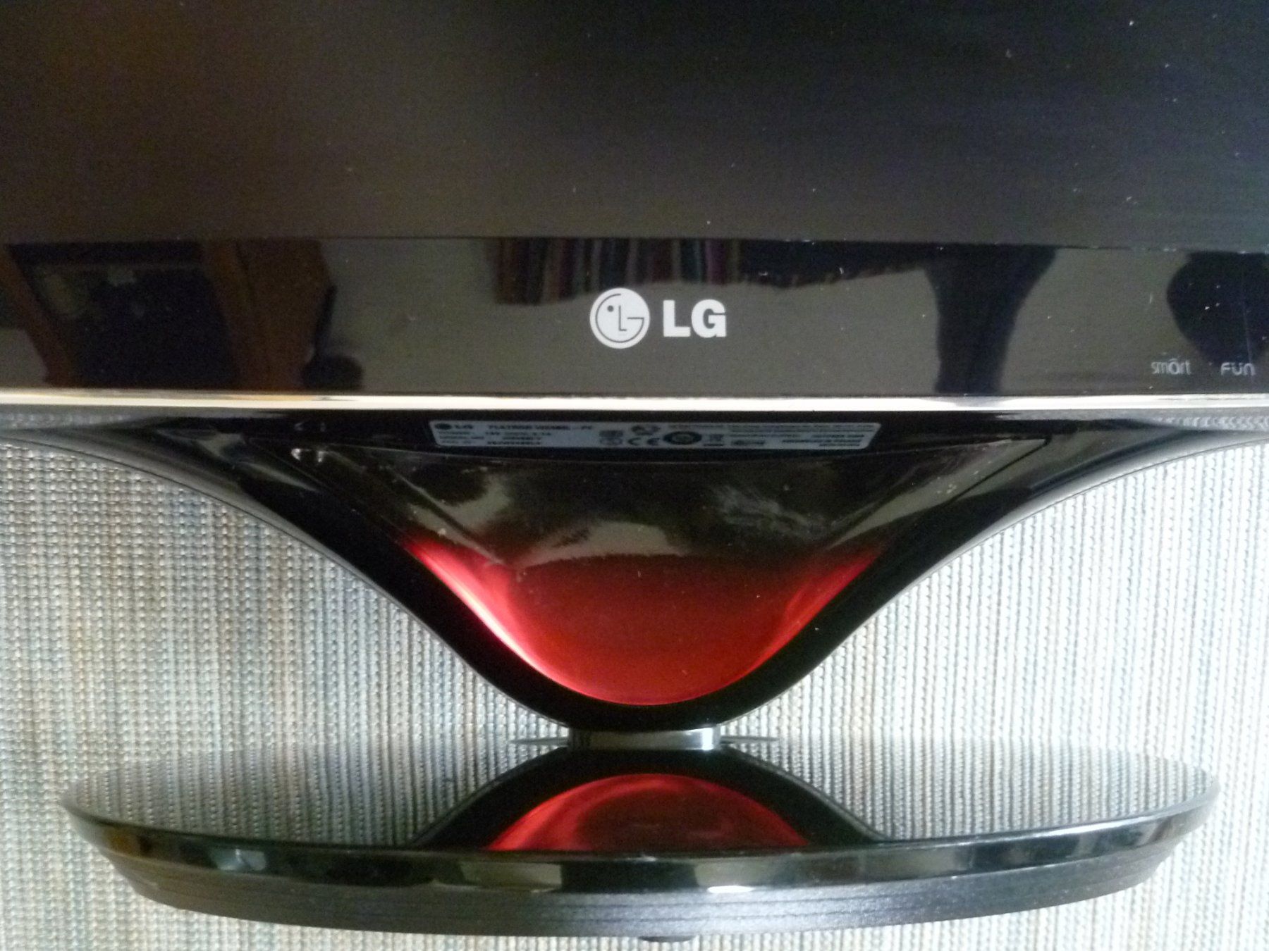 LG Monitore: LED Bildschirm LG W2486L 24" – Gebraucht aus Aarau von Rdodger 3