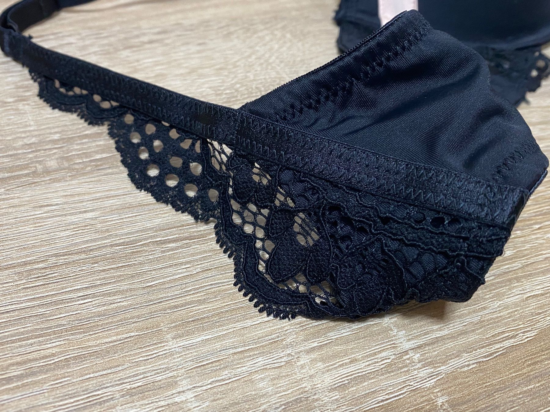 Hunkemöller Sonstige Unterwäsche: 2 BH Gr.85 A. – Gebraucht aus Bösingen von Trigusik 8