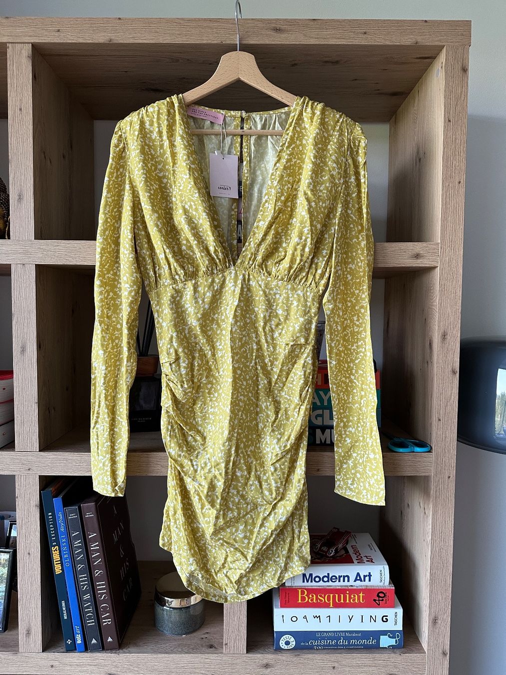 Kleider: Robe jaune blanc S New – Neu und originalverpackt aus La Croix (Lutry) von secondhandZara 1