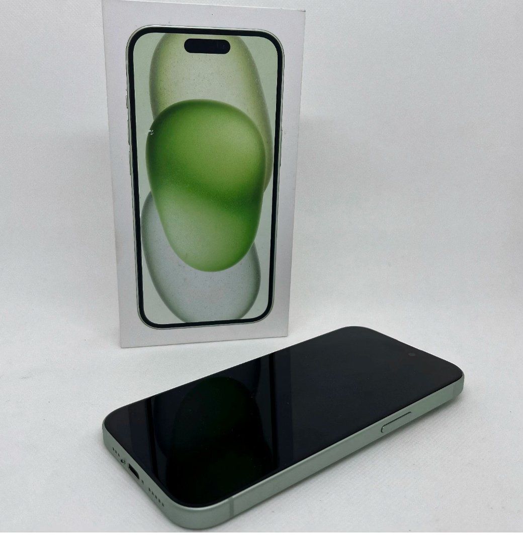 Apple Handys / Smartphones: iPhone 15 (256GB) Akku 96% – Gebraucht aus Luzern von Waince786 1