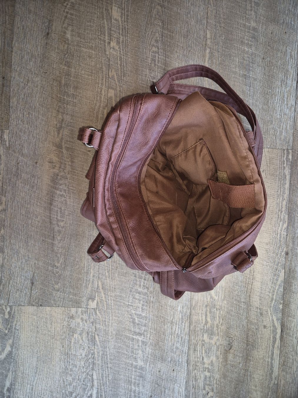 Borse: Tasche braun, mehrere Fächer – Usato da Kehrsatz venduto da d_e_78mm 4
