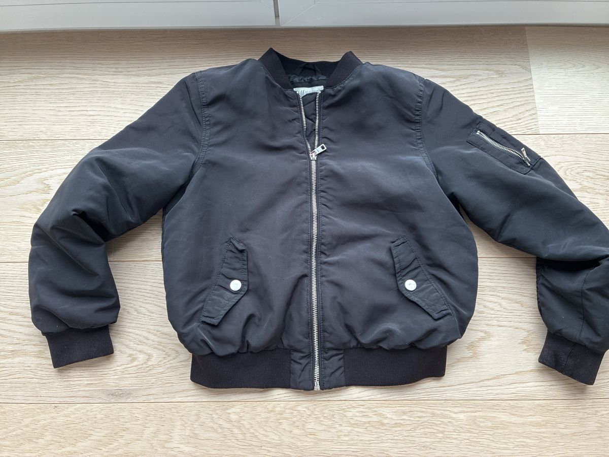 H&M Giacche & Cappotti: H&M Bomberjacke schwarz Gr.152 – Usato da Reinach BL venduto da marisne