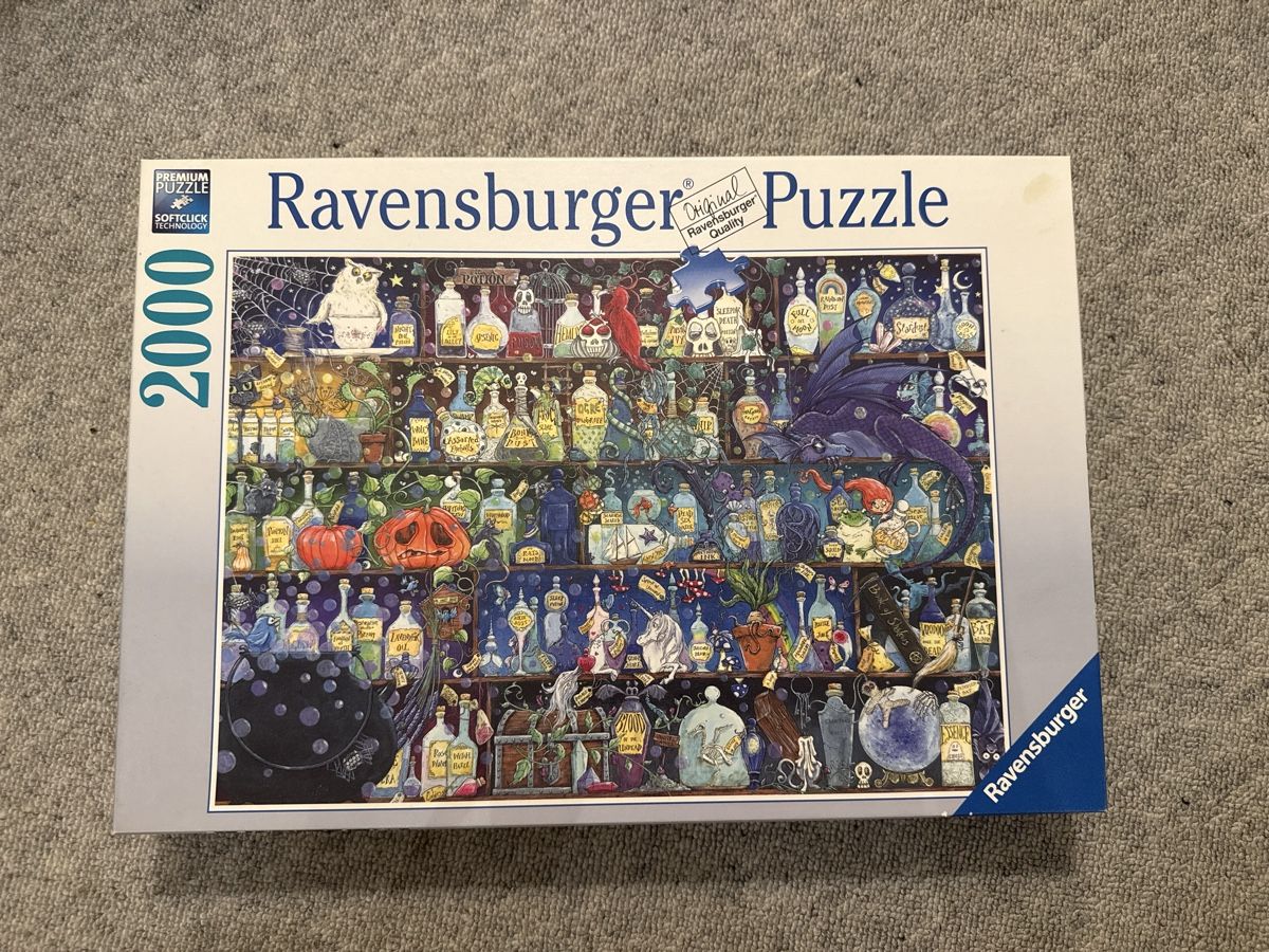 Puzzles: Ravensburger Puzzle 2000 Teile – Gebraucht aus Eschlikon TG von PiMaNo