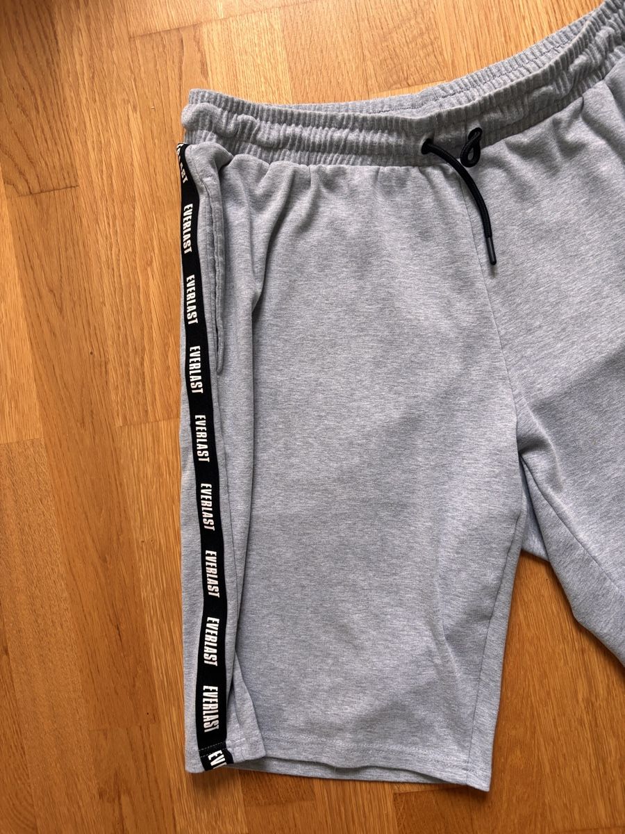 Everlast Pantaloni: Shorts Everlast  L – Usato da Schmitten FR venduto da Hubalo 1