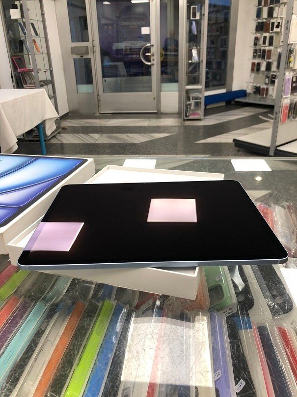 Apple Tablet PC: IPAD AIR 13" M3 256GB 5G WIFI+CELLULAR LADEZYKLEN "7"!!!!!! – Gebraucht aus Zürich von Handymarkt 5