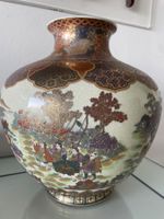 Ancient Japanese vase - beautiful paint and colours