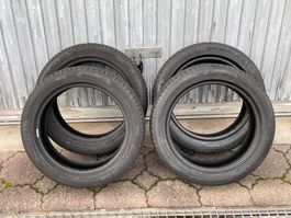 Sommerreifen Barum Bravuris 5  205/50 R17 4 x 7mm