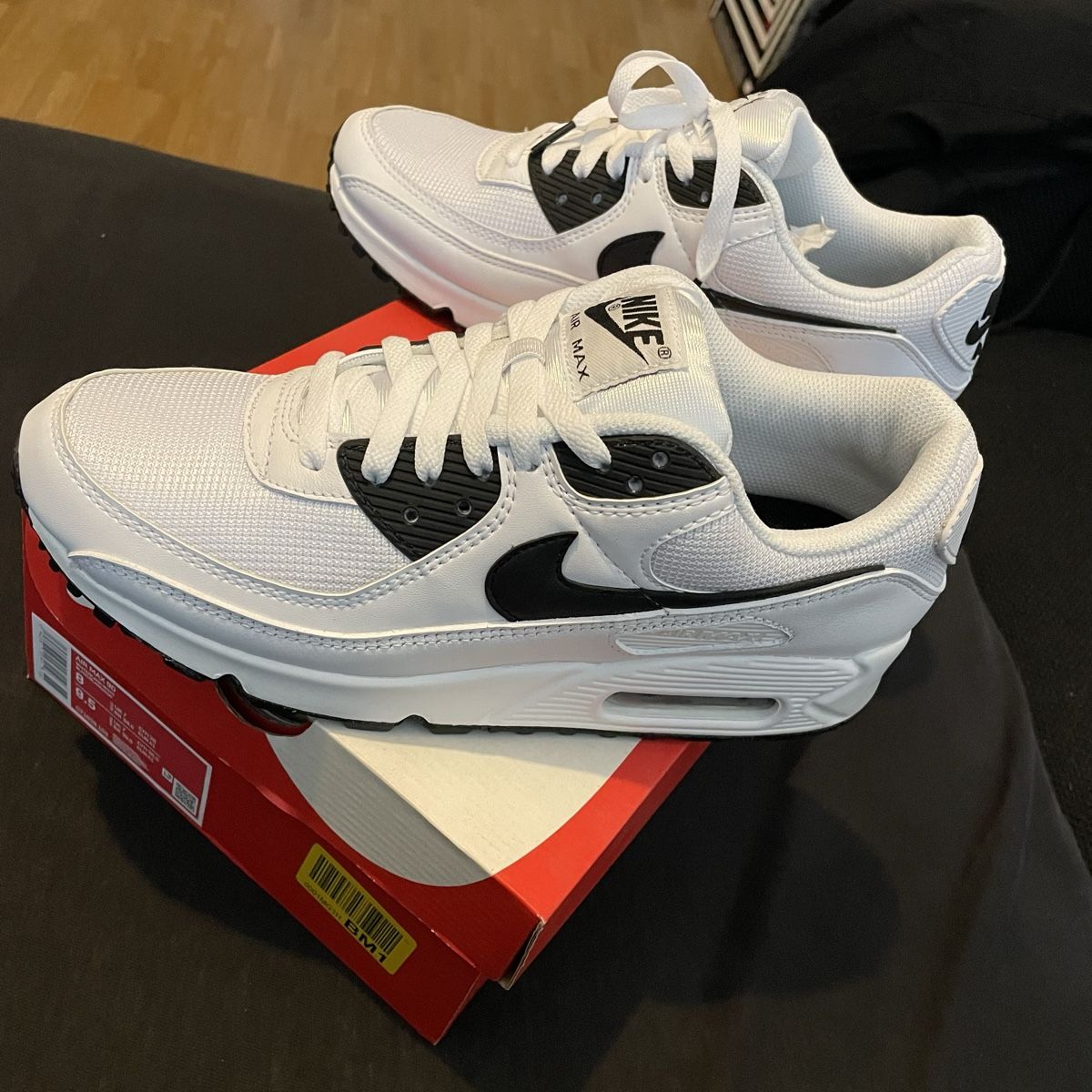 Nike Herrenschuhe: Nike Air Max 90 / White-Black – Neu (gemäss Beschreibung) aus Solothurn von __M_M__