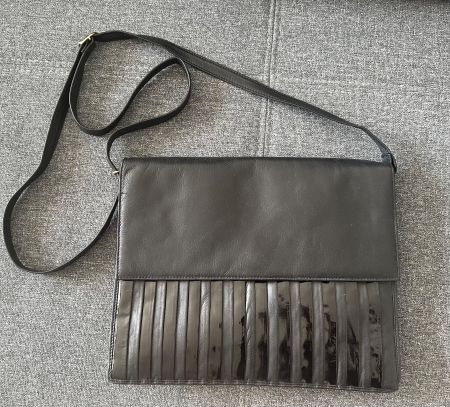 🟢 Sac à main grande pochette en cuir / vintage Leder Tasche
