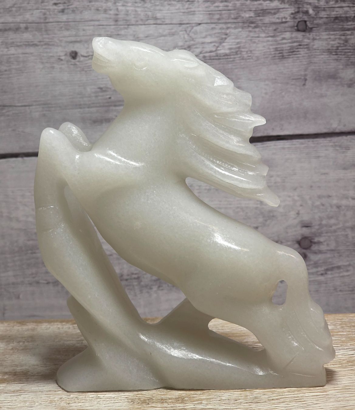 Minerali & Pietre curative: Weisses Jade Pferd A 955g – Nuovo e nell'imballaggio originale da Matzingen venduto da Shay_Crystalz