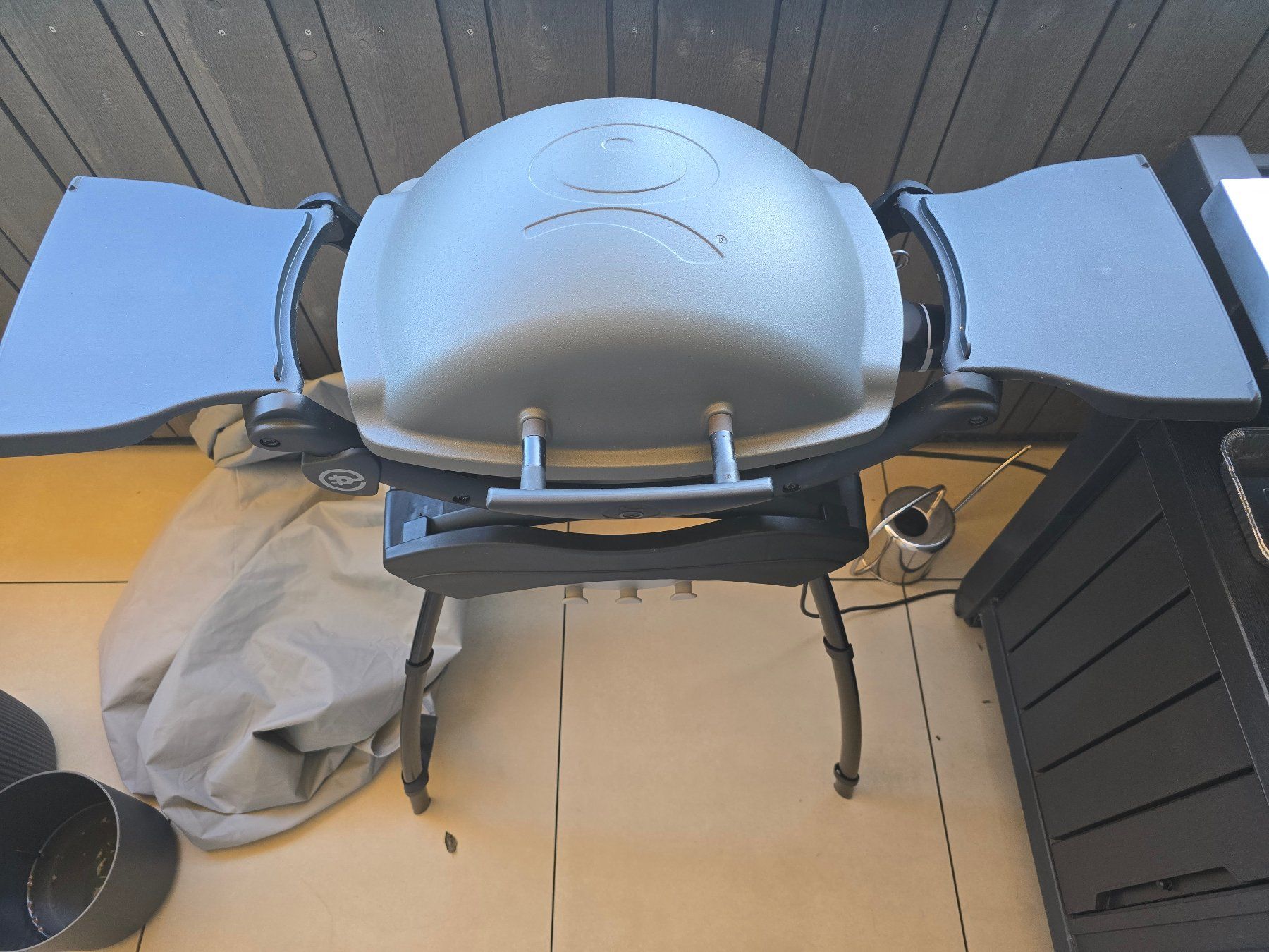Weber Griglie: Weber Q1400 Elektrogrill mit Standfuss und Abdeckung – Usato da Salmsach venduto da NT_C