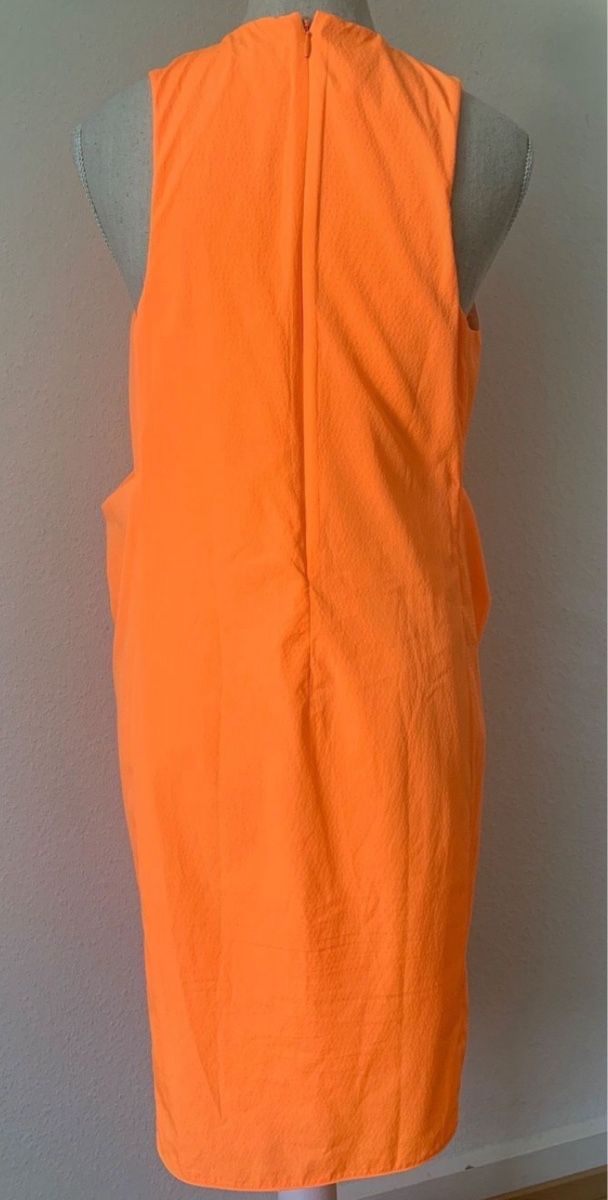 Cos Robes: Cos Neon Kleid Orange – D'occasion à Liestal par ell_6xc7 3